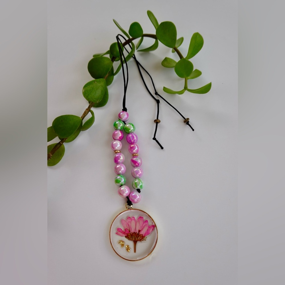 Pressed Flower Charm/Car mirror charm